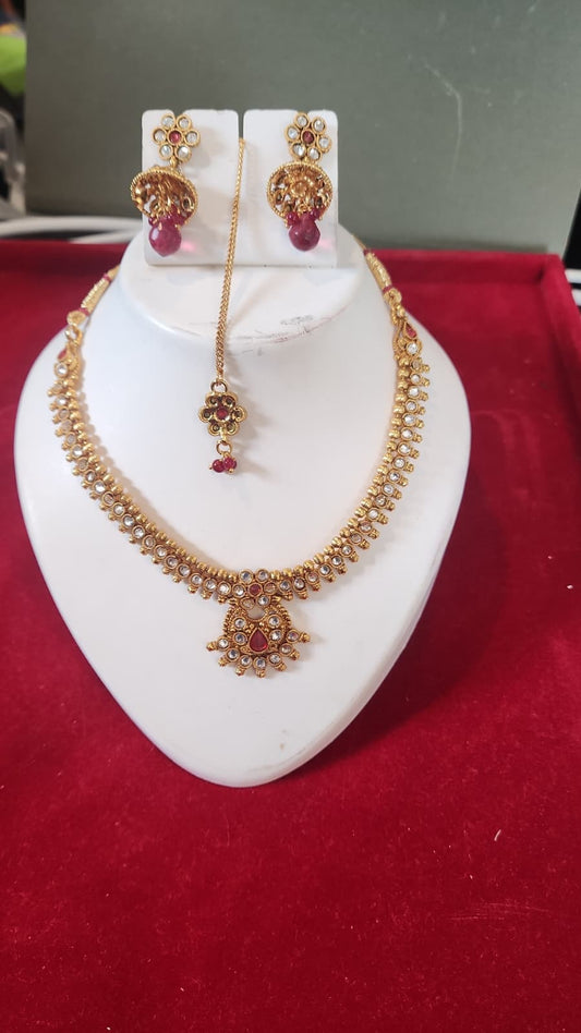 3-Piece Indian Antique Gold-colour Necklace Set – Kundan, Jhumka & Maang Tikka